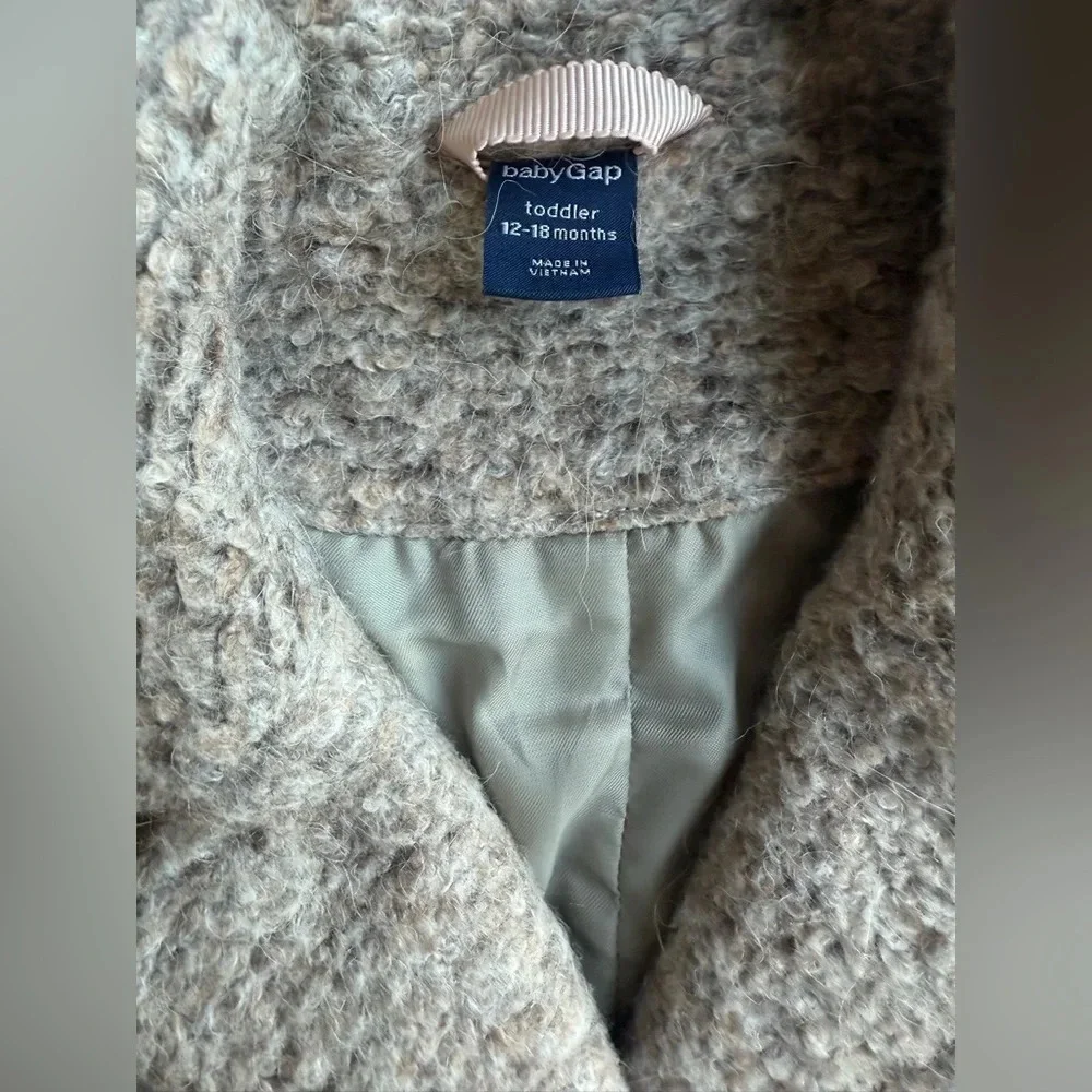 Baby gap girl coat